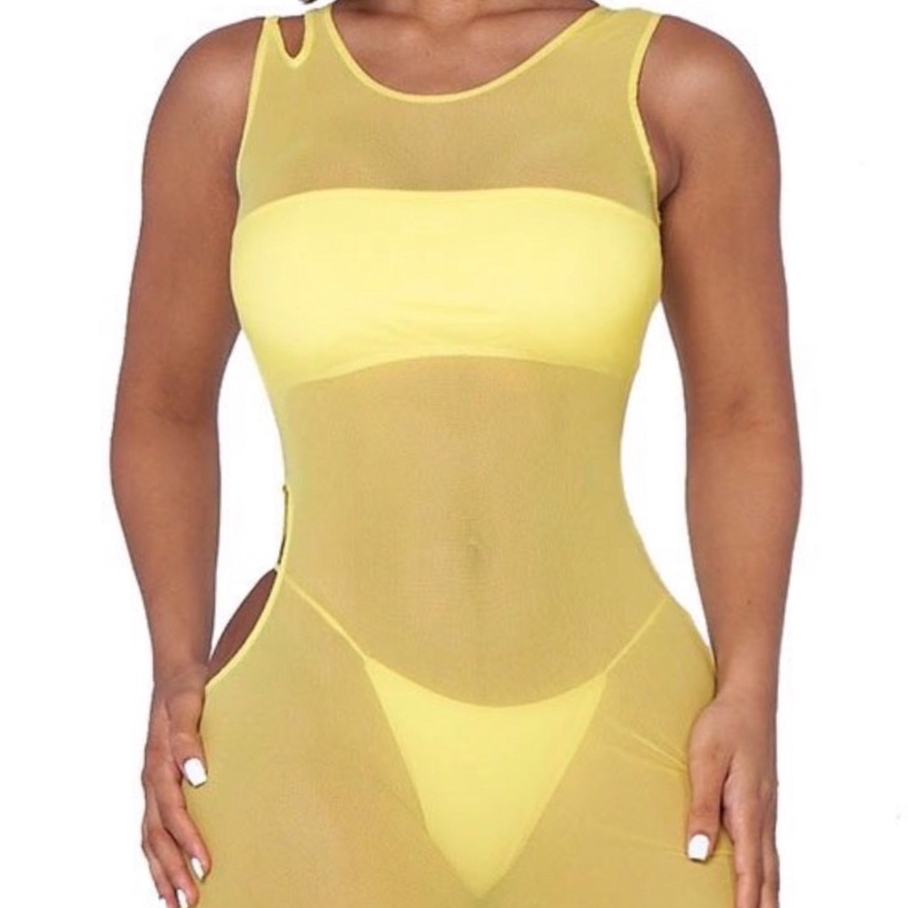 Resort Ready Set Yellow - Picture 3 of 9